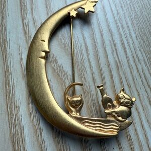 Vintage LIA Owl & Cat on Moon Brooch Gold Tone Crescent Pin 3"